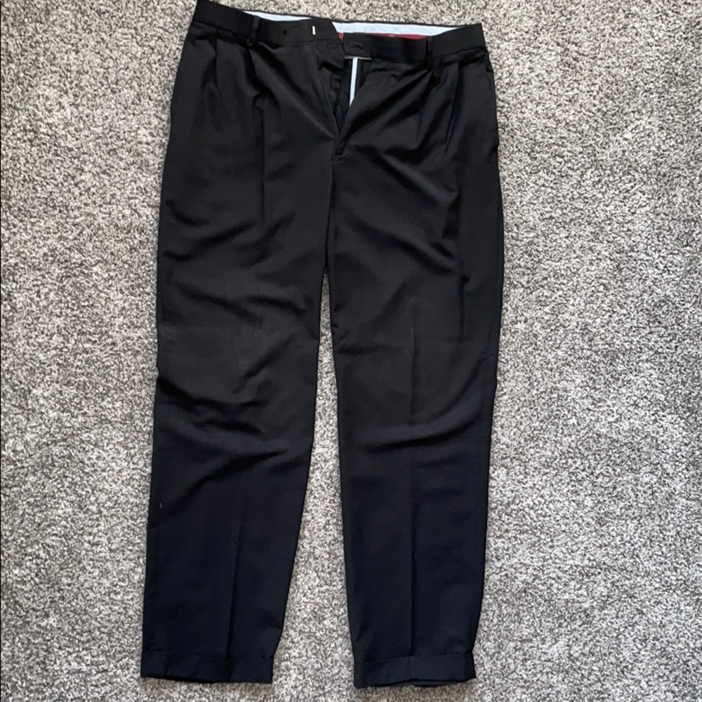 Men’s Louis Raphael Dress Slacks.